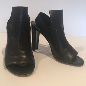 Stuart Weitzman Black peeptoe 4” heels / bootie